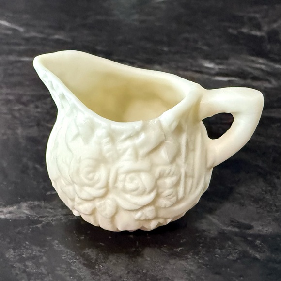 FLORAL FANTASY Eight Piece Miniature Tea Set - Picture 7 of 16